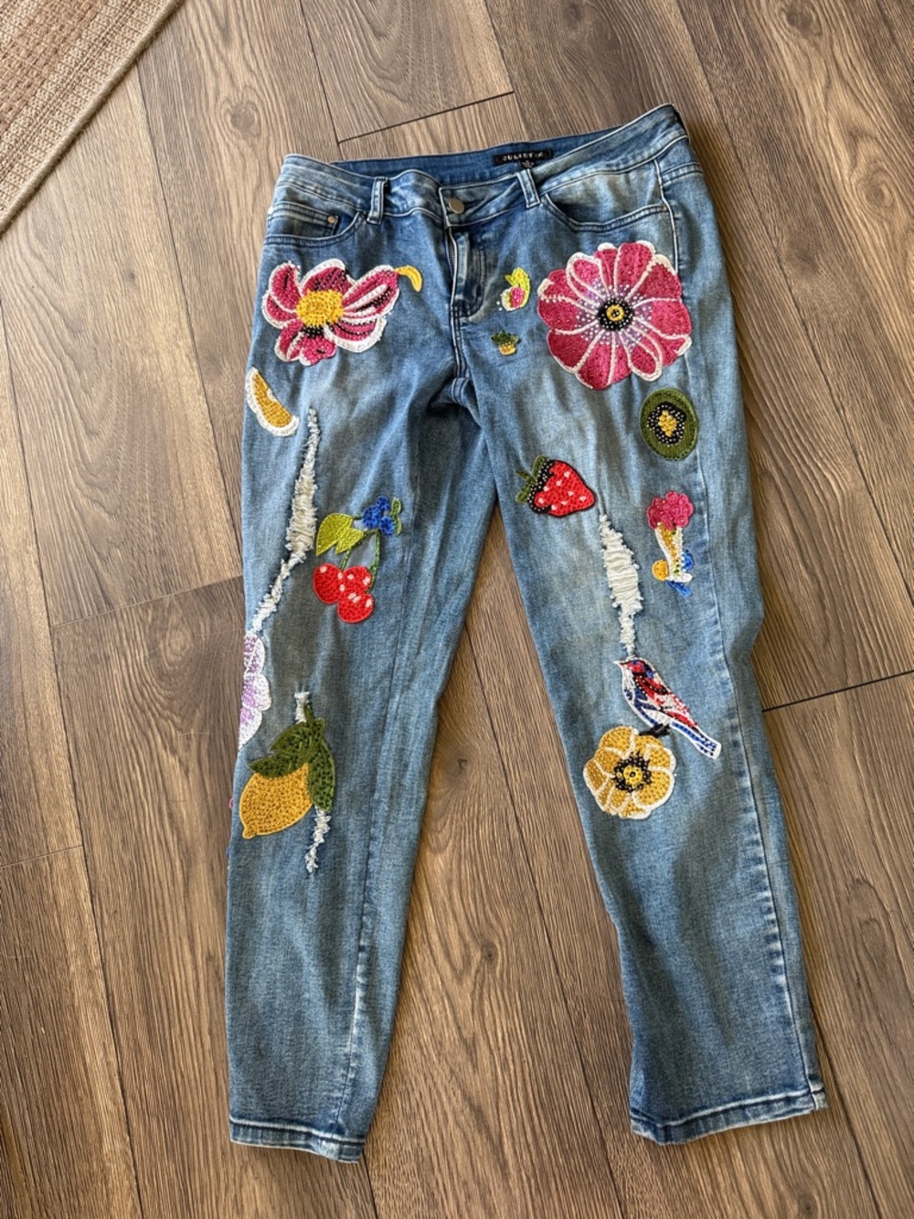 Juliette Denim Jeans in Medium Blue embroidered appliqués